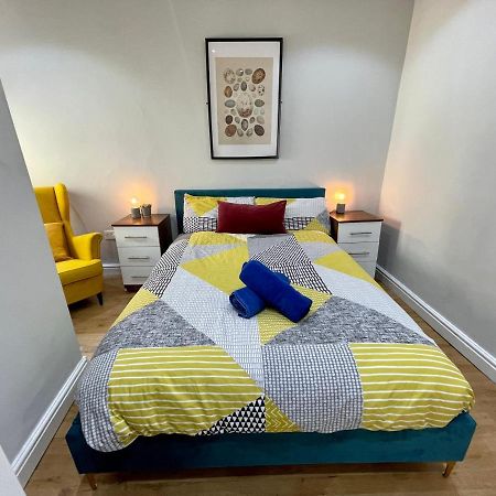 1 Bed 2 Person Apartment City Centre カーディフ エクステリア 写真