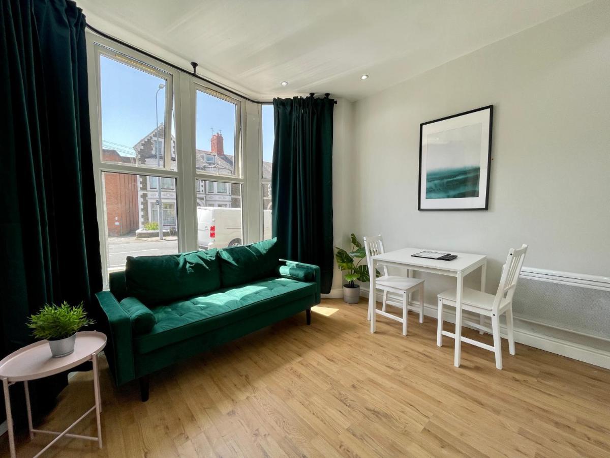 1 Bed 2 Person Apartment City Centre カーディフ エクステリア 写真